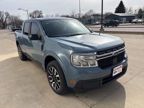 Certified 2024 Ford Maverick Lariat image 3