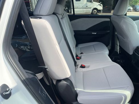 New 2026 Lexus TX 350 AWD image 8