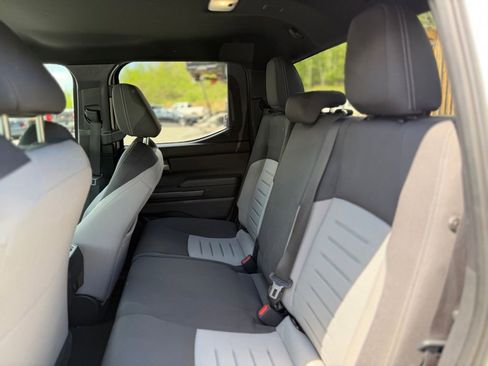 Certified 2025 Toyota Tacoma TRD Sport AWD/4WD image 5