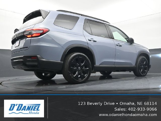 Used 2026 Honda Pilot Black Edition image 12