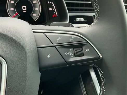New 2026 Audi Q8 Premium Plus image 17