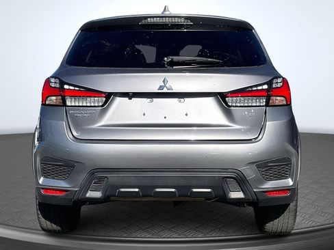 Used 2020 Mitsubishi Outlander Sport SE image 4
