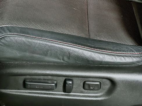Used 2021 Honda Pilot Black Edition image 15