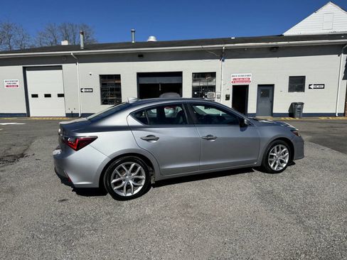 Used 2019 Acura ILX image 10