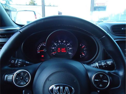 Used 2016 Kia Soul ! w/ Umber Package 1 image 24