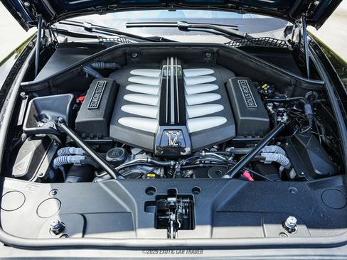 Used 2019 Rolls-Royce Wraith RWD image 15
