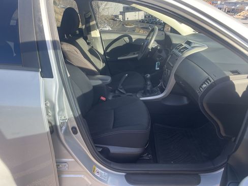 Used 2013 Toyota Corolla S image 16