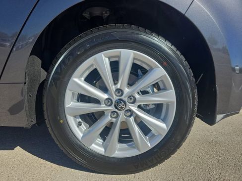 New 2026 Toyota Corolla SE image 31