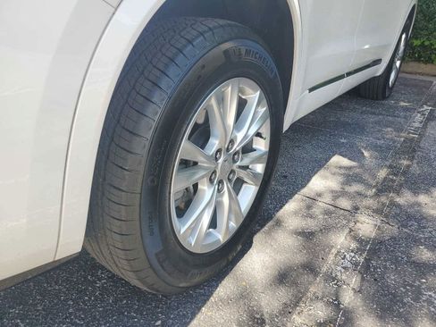 Used 2023 Cadillac XT6 Luxury AWD/4WD image 14