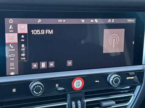 New 2026 Porsche Macan GTS image 23