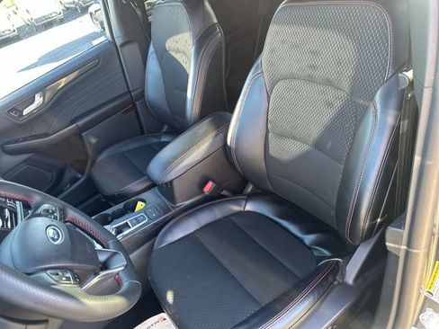 Used 2025 Ford Escape ST-Line AWD/4WD image 15