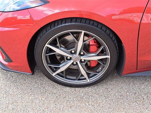 Used 2022 Chevrolet Corvette Stingray Premium Cpe w/ Z51 Performance Package image 9