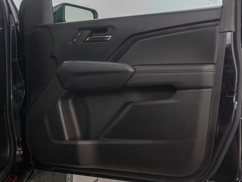 Used 2023 GMC Canyon Elevation w/ Convenience Package AWD/4WD image 9
