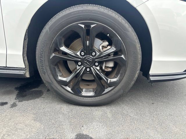 Used 2023 Honda Accord LX image 6