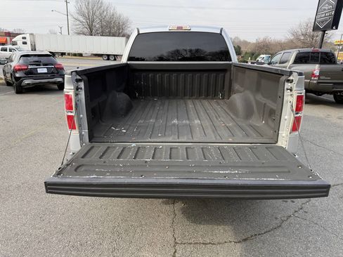Used 2012 Ford F150 XLT w/ XLT Chrome Pkg image 11