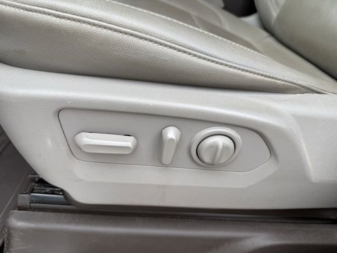 Certified 2022 Chevrolet Silverado 3500 LTZ w/ LTZ Convenience Package image 11