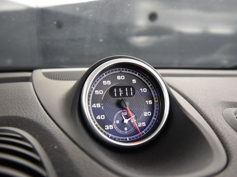 Certified 2025 Porsche 718 Boxster image 37