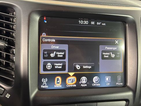 Used 2015 Jeep Cherokee Latitude w/ Cold Weather Group FWD image 28