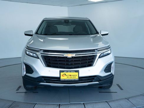 Used 2022 Chevrolet Equinox LT w/ Driver Convenience Package AWD/4WD image 2