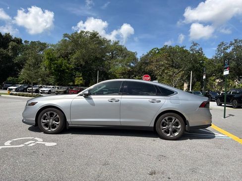 Used 2024 Honda Accord EX image 9