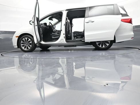 Used 2021 Honda Odyssey EX-L image 51