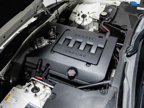 Used 2007 Jaguar XK Convertible RWD image 31