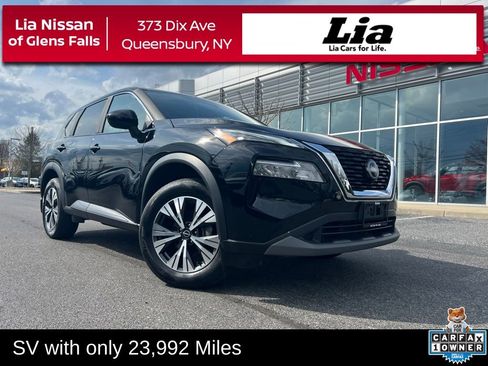Used 2023 Nissan Rogue SV image 1