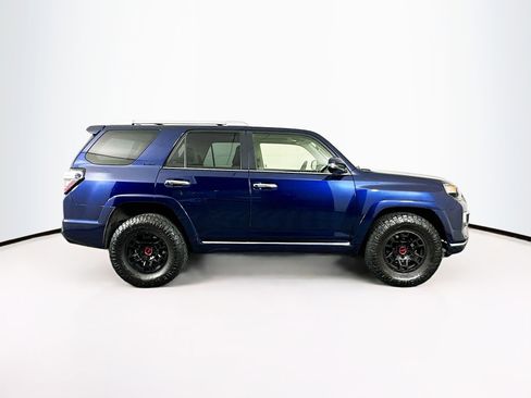 Used 2016 Toyota 4Runner Limited image 10