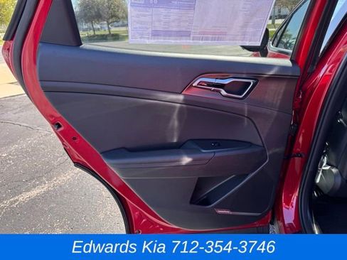 New 2026 Kia Sportage SX image 13