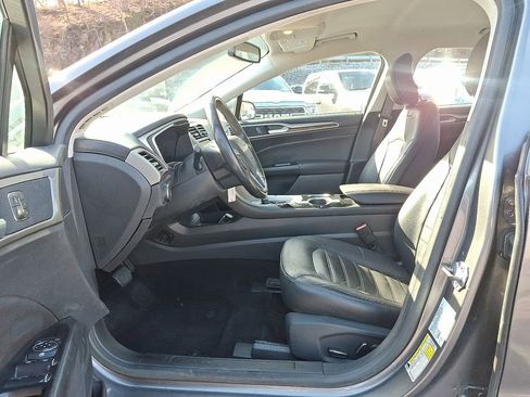 Used 2013 Ford Fusion SE image 14