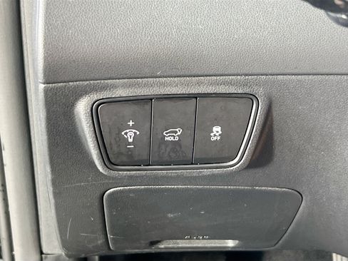 Used 2023 Hyundai Tucson Limited w/ Winter Package AWD/4WD image 10
