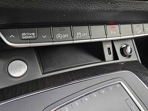 Used 2020 Audi Q5 2.0T Premium Plus w/ Premium Plus Package image 33