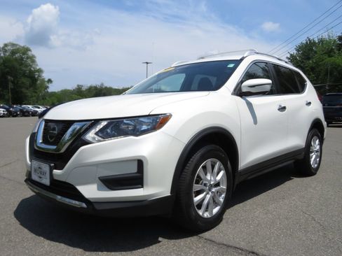 Used 2017 Nissan Rogue SV w/ SV Premium Package AWD/4WD image 1