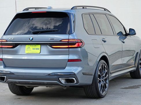 Used 2023 BMW X7 xDrive40i w/ M Sport Package AWD/4WD image 58