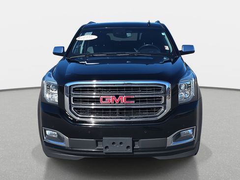 Used 2019 GMC Yukon SLT image 2