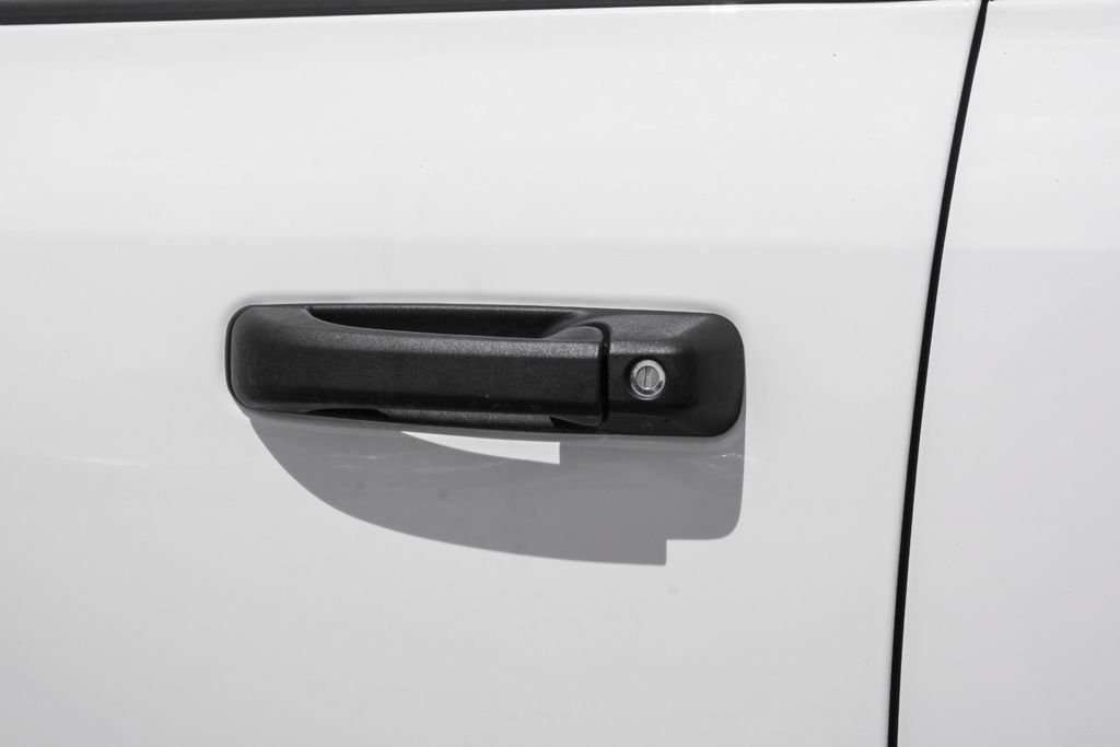 Used 2022 RAM 1500 Classic SLT RWD image 38