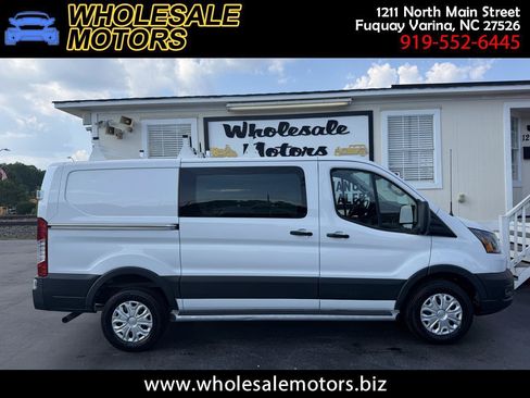 Used 2025 Ford Transit 250 Low Roof w/ Exterior Upgrade Package RWD image 1
