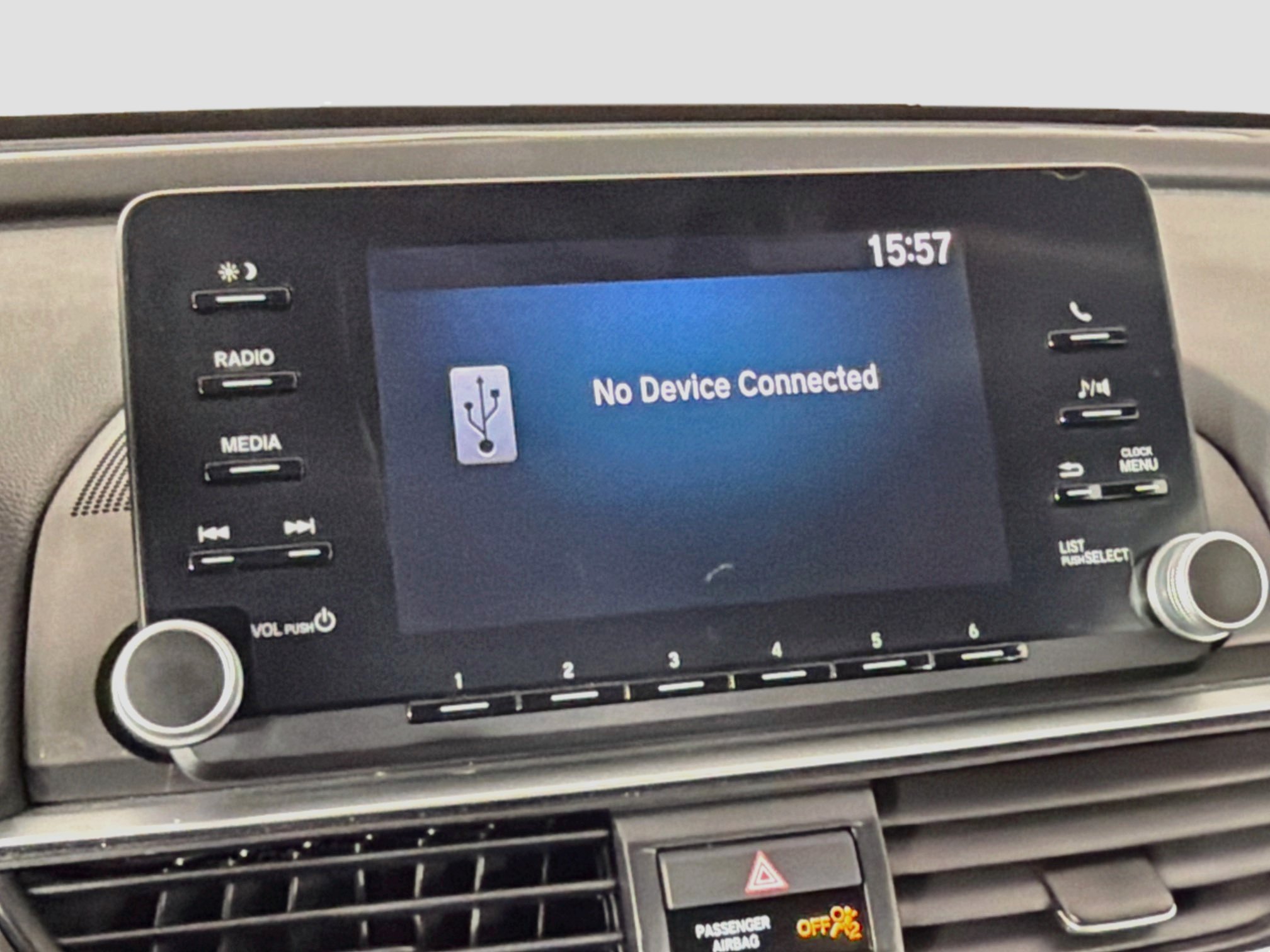 Used 2018 Honda Accord LX image 19