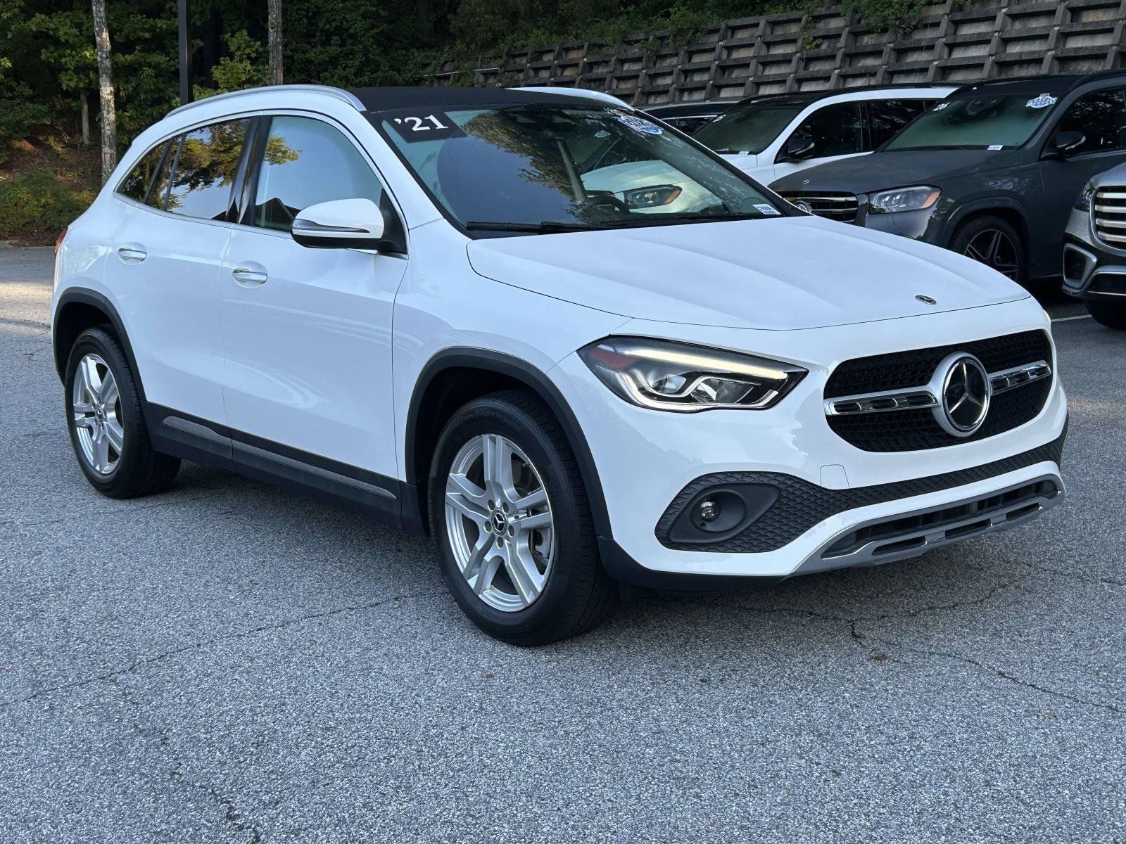 Used 2021 Mercedes-Benz GLA 250 4MATIC image 4