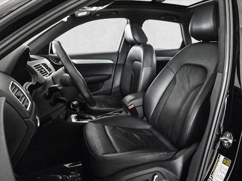 Used 2018 Audi Q3 2.0T Premium image 17