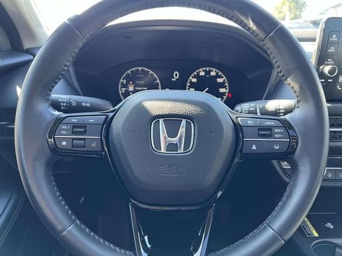 Used 2025 Honda HR-V EX-L image 16