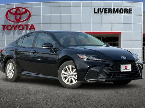 Certified 2025 Toyota Camry LE FWD image 2