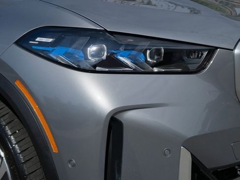 Used 2026 BMW X5 xDrive40i w/ Premium Package image 8