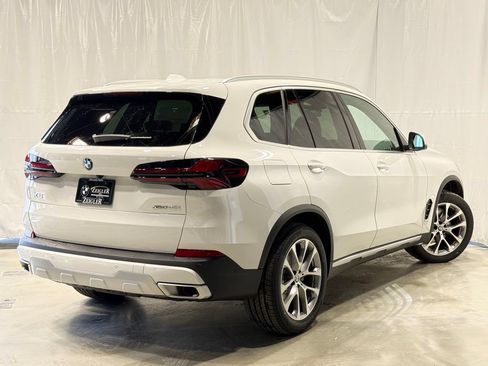 Used 2026 BMW X5 xDrive40i w/ Premium Package AWD/4WD image 5