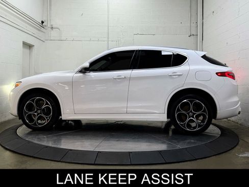Used 2020 Alfa Romeo Stelvio Ti Lusso image 6