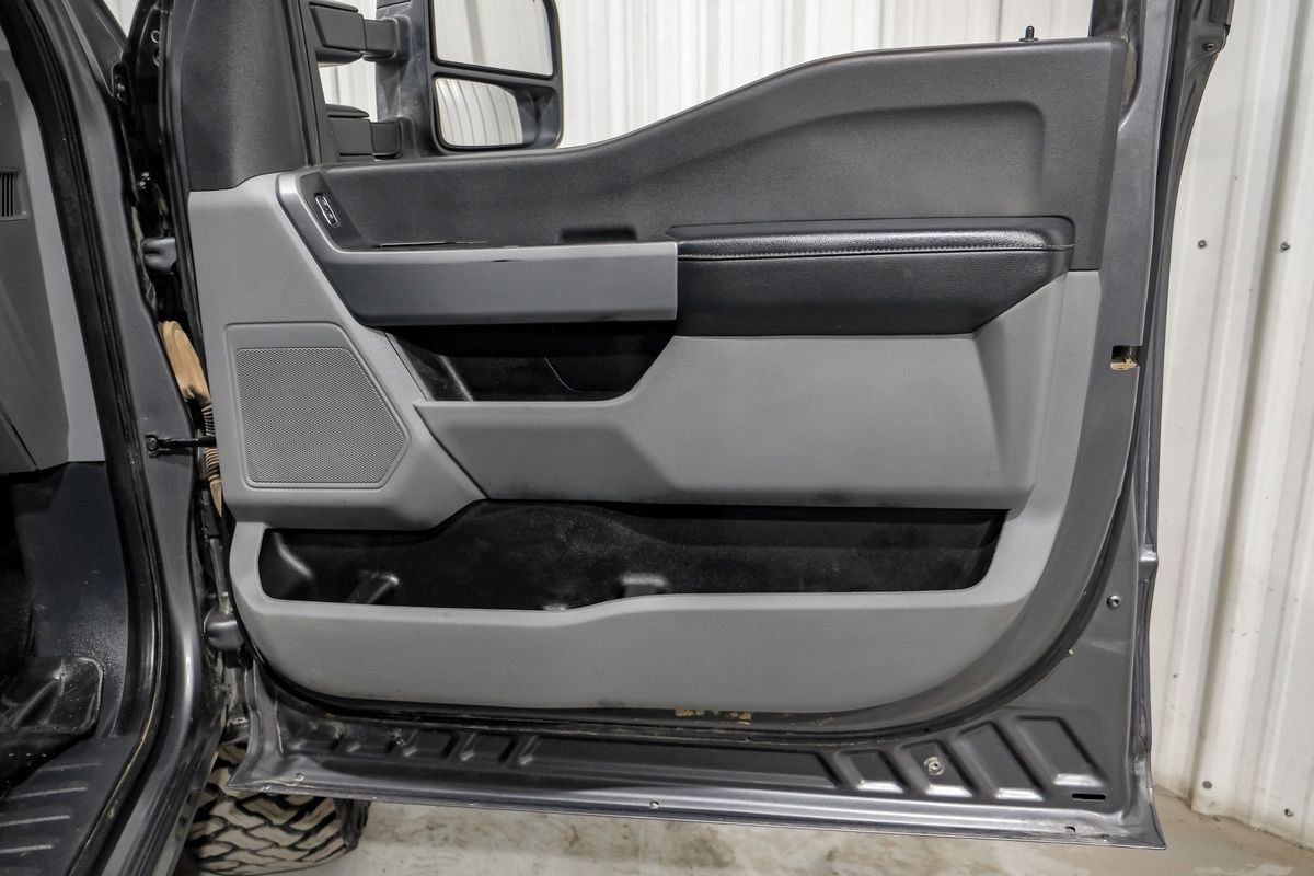 Used 2023 Ford F350 XLT w/ 360-Degree Camera Package AWD/4WD image 42