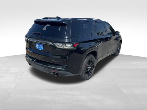 Used 2019 Chevrolet Traverse Premier w/ Redline Edition AWD/4WD image 6