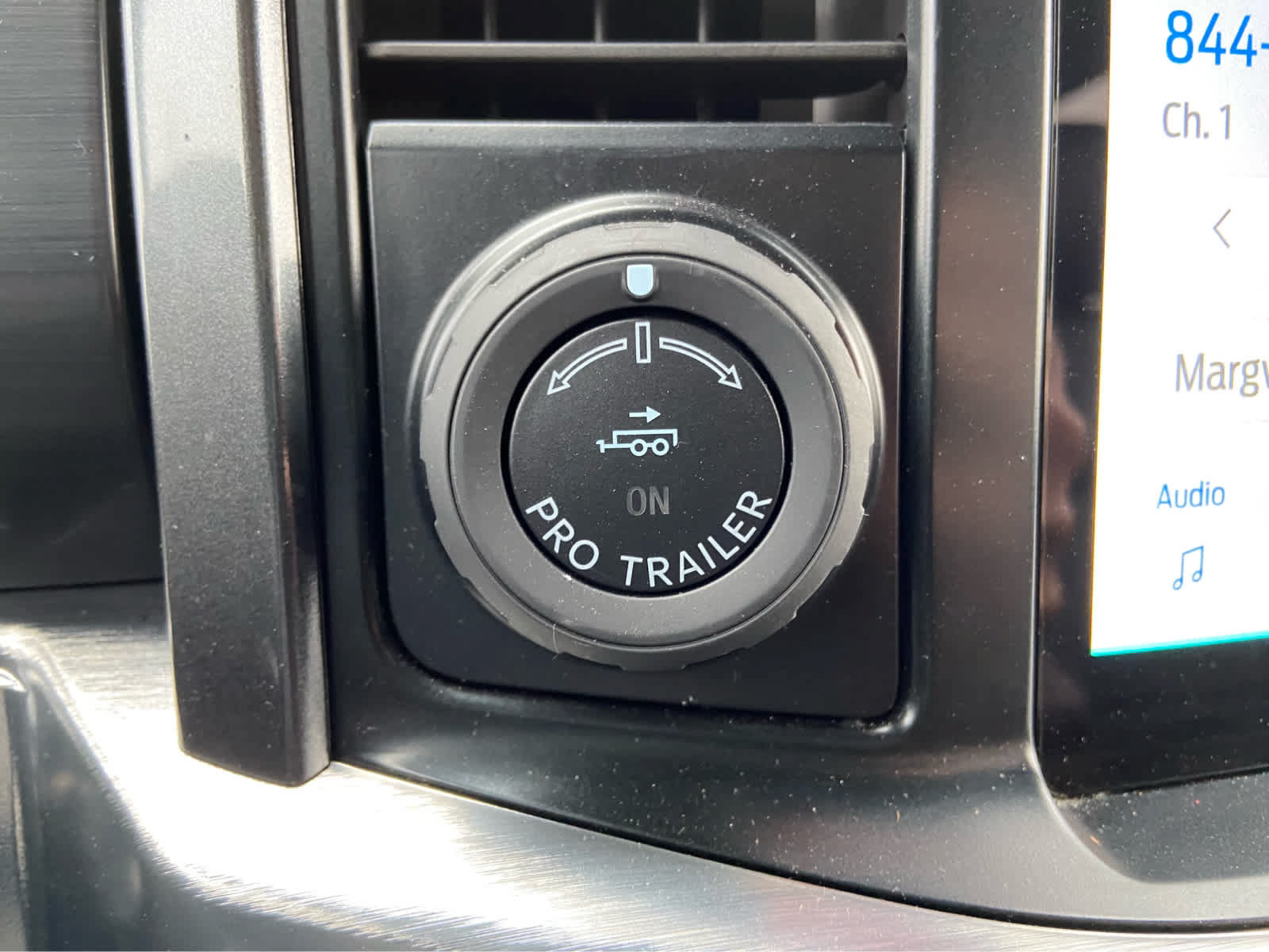Used 2023 Ford F150 Lariat w/ Equipment Group 502A High AWD/4WD image 26
