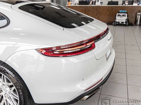 Used 2018 Porsche Panamera 4 AWD/4WD image 12