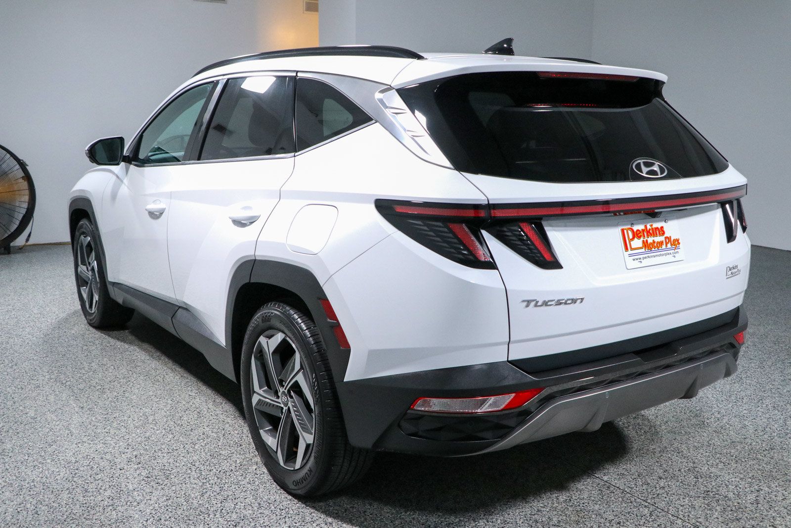 Used 2022 Hyundai Tucson Limited FWD image 9